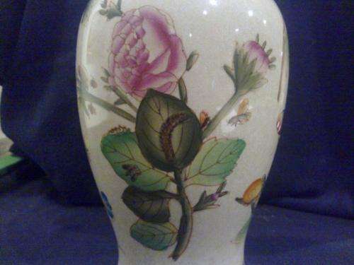 Large Japanese Vase - beautifull painted - stunner!!